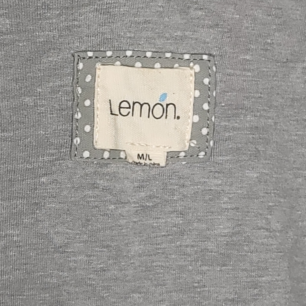 🎉Sale🎉 Lemon Brand Robe - Picture 8 of 12